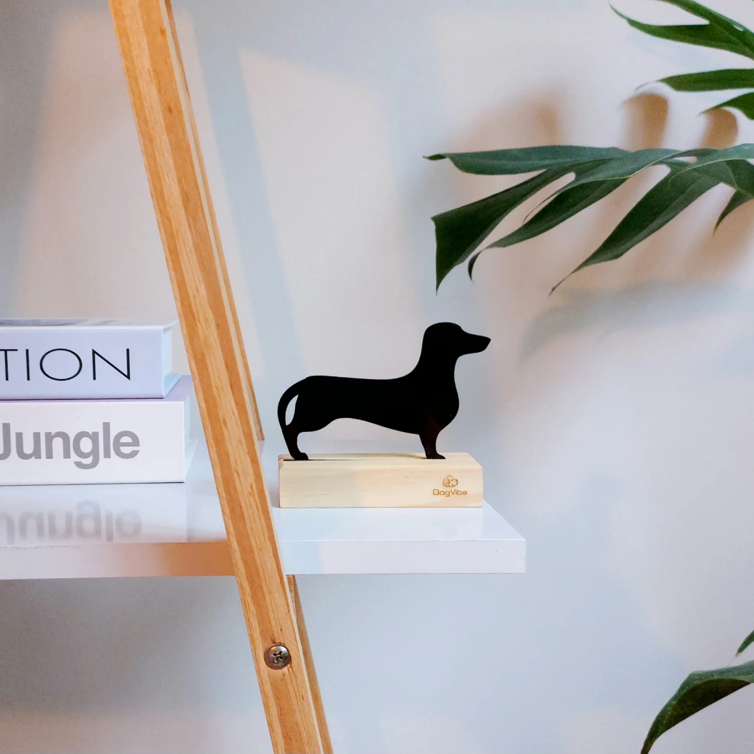 enfeite_pet-dog_vibe-dachshund_p3.webp Enfeite Decorativo Dachshund Miniatura - Imagem 3