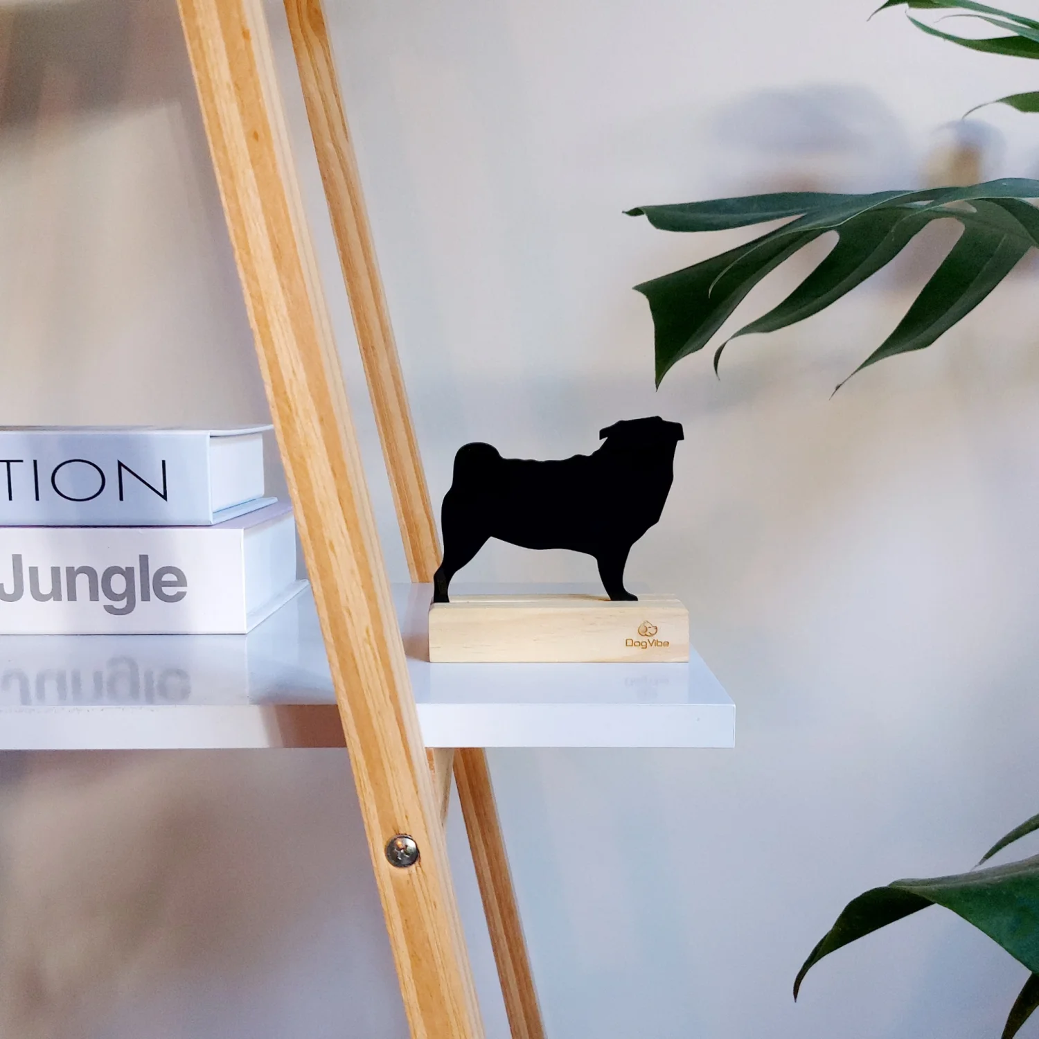 enfeite_pet-dog_vibe-pug_p3.webp Enfeite Decorativo Pug Miniatura - Imagem 3