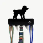 Porta Coleiras e Guias Poodle
