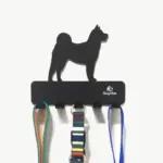 Porta Coleiras e Guias Akita Inu