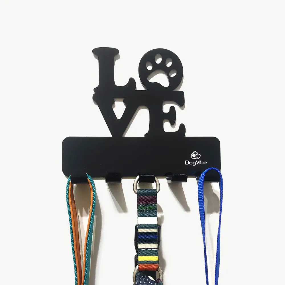 porta_coleiras_guias_love Porta coleiras e guias modelo Love Pet, preto, marca Dog Vibe